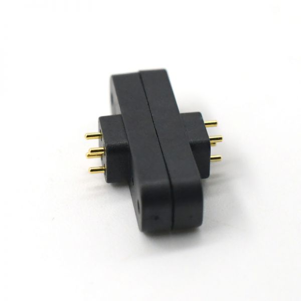 4pin磁吸充电头双排吸附式充电连接器公